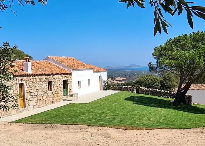 Dom wakacyjny Lettu Di Ita - Spectacular Gallura Stazzu With Sea View And Pool